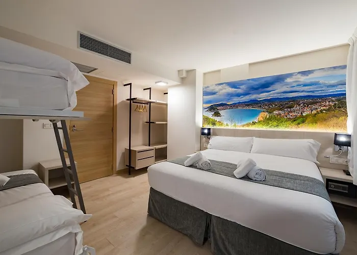 アトーチャ ルームズ 4*